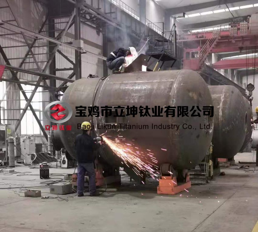 鈦容器